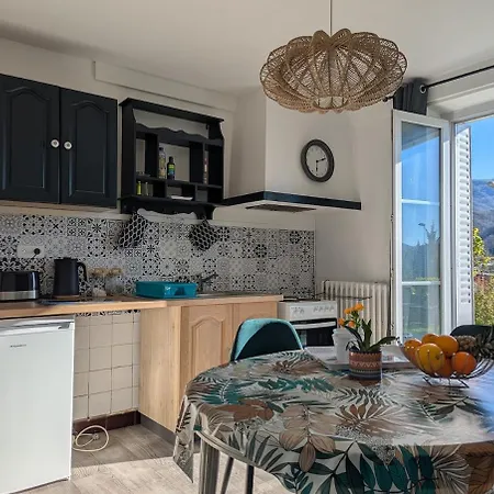 Le Jardin Secret, Vue Sur Le Chateau & Parking Apartamento